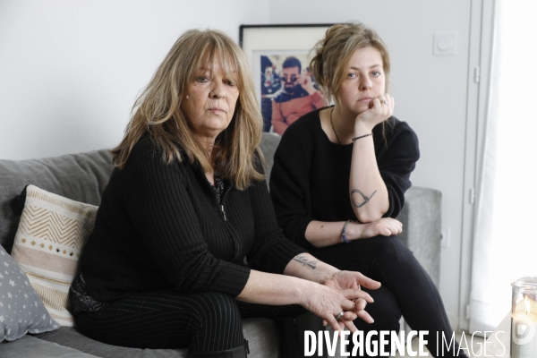 Véronique VOISIN la maman et Sarah JAUBERT la soeur de Steven JAUBERT qui est mort d un accident du travail