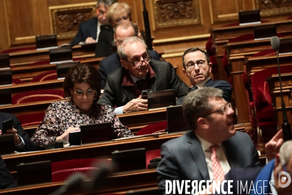 Une journee au senat