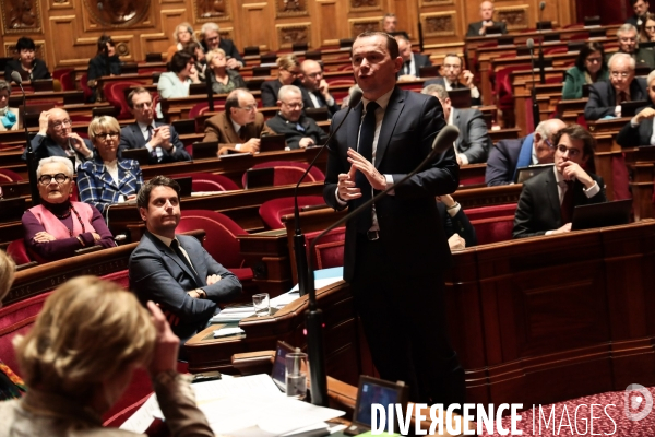 Une journee au senat