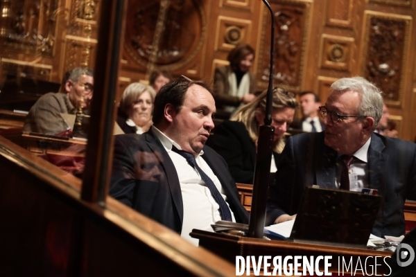 Une journee au senat