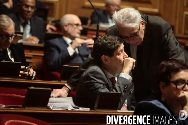 Une journee au senat