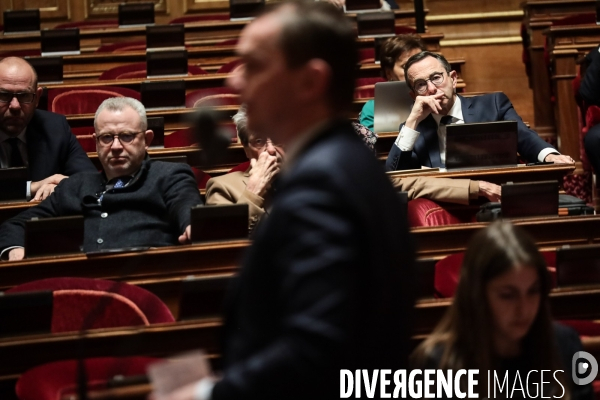 Une journee au senat