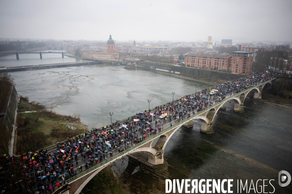 Toulouse : grande manifestation contre la reforme de la retraite