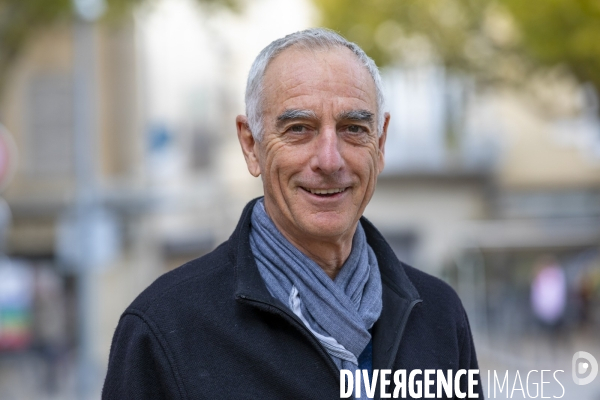 Elections Municipales Carpentras un jour de marche.