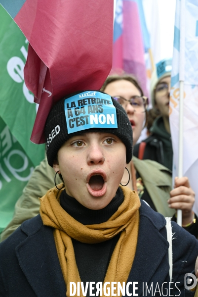 La jeunesse et les professeurs à la MANIFESTATION CONTRE LA REFORME DES RETRAITES, PARIS le 07/03/2023, 6e journée de mobilisation