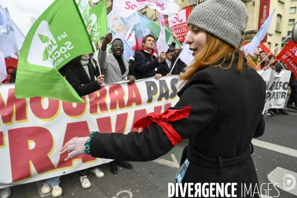 La jeunesse et les professeurs à la MANIFESTATION CONTRE LA REFORME DES RETRAITES, PARIS le 07/03/2023, 6e journée de mobilisation