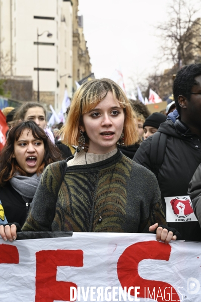 La jeunesse et les professeurs à la MANIFESTATION CONTRE LA REFORME DES RETRAITES, PARIS le 07/03/2023, 6e journée de mobilisation