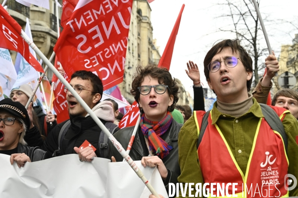 La jeunesse et les professeurs à la MANIFESTATION CONTRE LA REFORME DES RETRAITES, PARIS le 07/03/2023, 6e journée de mobilisation