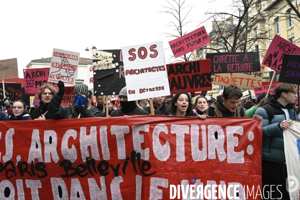 La jeunesse et les professeurs à la MANIFESTATION CONTRE LA REFORME DES RETRAITES, PARIS le 07/03/2023, 6e journée de mobilisation