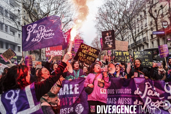 Manifestation contre les retraites et pour les droits des femmes