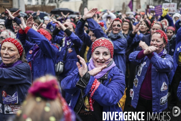 Manifestation contre les retraites et pour les droits des femmes