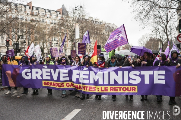 Manifestation contre les retraites et pour les droits des femmes