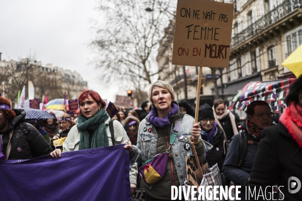 Manifestation contre les retraites et pour les droits des femmes