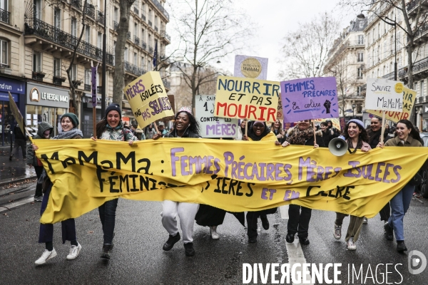 Manifestation contre les retraites et pour les droits des femmes