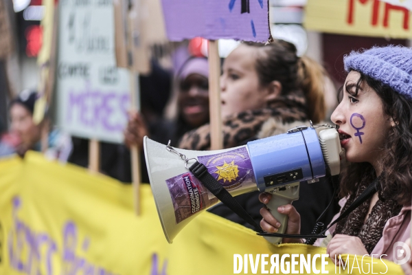 Manifestation contre les retraites et pour les droits des femmes