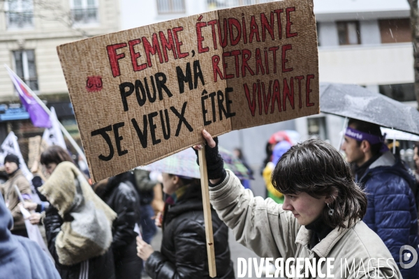 Manifestation contre les retraites et pour les droits des femmes