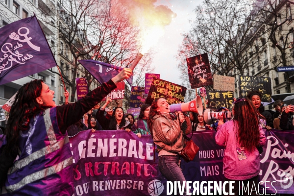 Manifestation contre les retraites et pour les droits des femmes