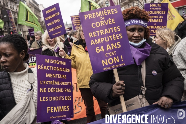 Manifestation à l appel des organisations féministes