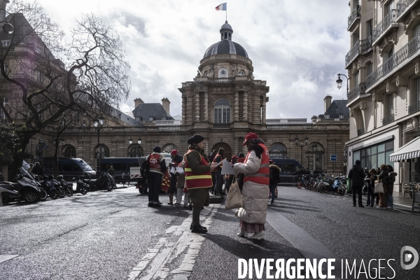 Manifestation à l appel des organisations féministes