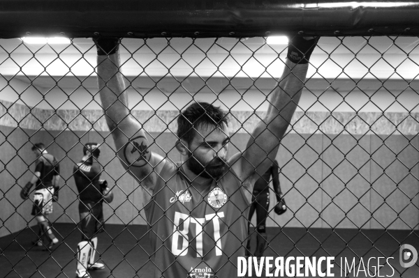 Benoit Saint-Denis. Combattant de MMA, arts martiaux libres.