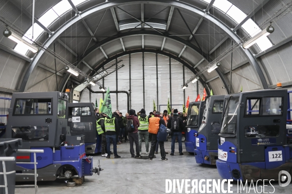 AG de l intersyndicale des cheminots de la gare de Lyon