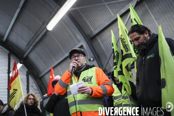 AG de l intersyndicale des cheminots de la gare de Lyon