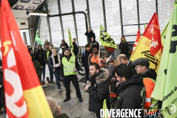 AG de l intersyndicale des cheminots de la gare de Lyon