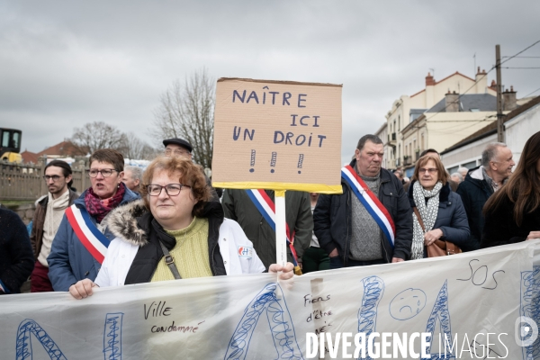 Manifestation maternite Autun