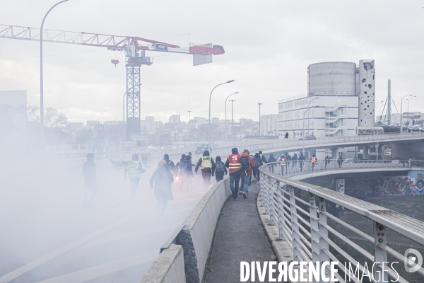 Grève des éboueurs de l usine d incinération d Ivry-sur-Seine