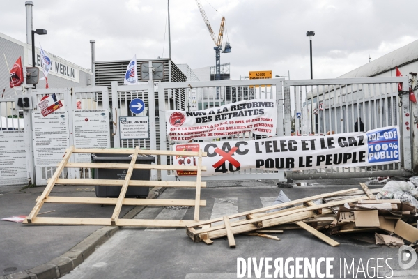 Grève des éboueurs de l usine d incinération d Ivry-sur-Seine