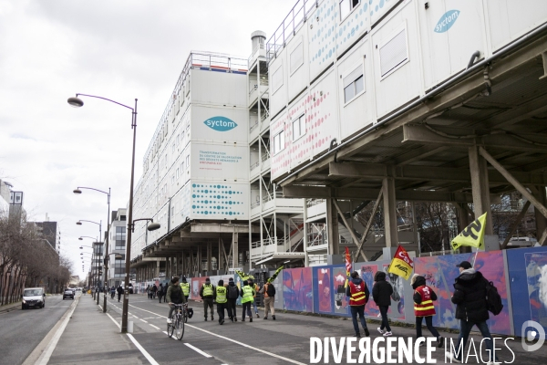 Grève des éboueurs de l usine d incinération d Ivry-sur-Seine