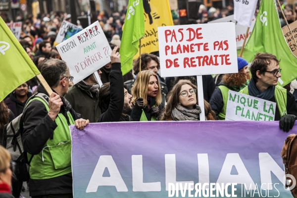 Manifestation contre la réforme des retraites 07032023