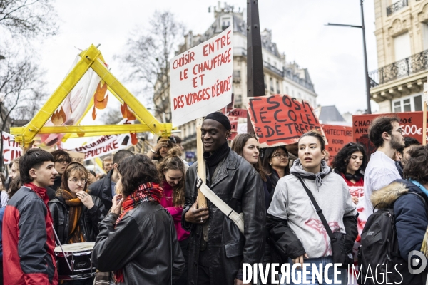 Manifestation de la jeunesse contre la réforme des retraites 09032023