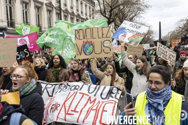 Manifestation Fridays for future contre la réforme des retraites 10032023