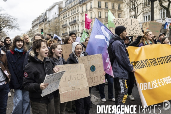 Manifestation Fridays for future contre la réforme des retraites 10032023