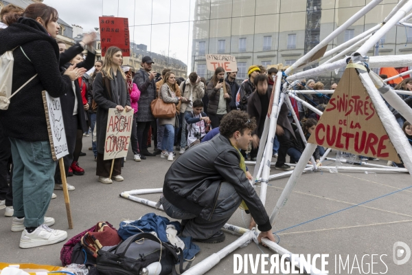 Manifestation des étudiants en architecture.