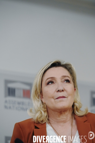 Conférence de presse de Marine Le Pen sur le projet de loi sur l accélération du nucléaire