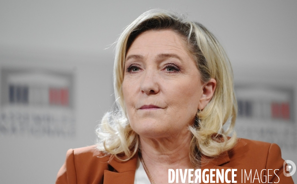 Conférence de presse de Marine Le Pen sur le projet de loi sur l accélération du nucléaire