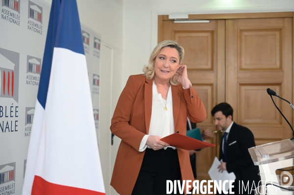 Conférence de presse de Marine Le Pen sur le projet de loi sur l accélération du nucléaire