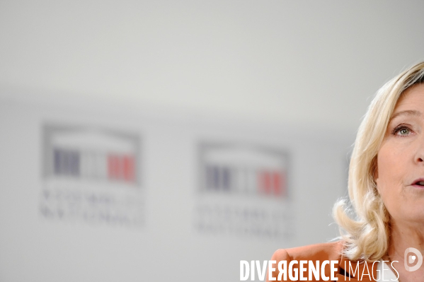 Conférence de presse de Marine Le Pen sur le projet de loi sur l accélération du nucléaire