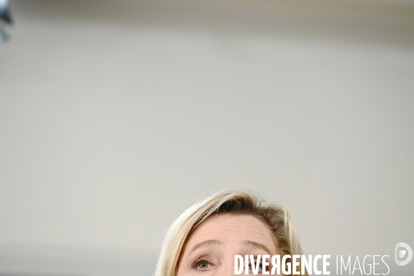 Conférence de presse de Marine Le Pen sur le projet de loi sur l accélération du nucléaire