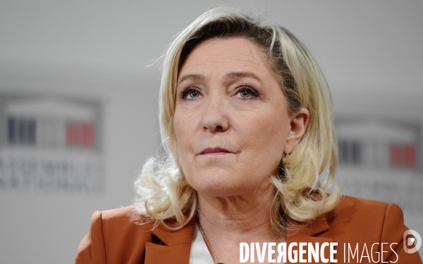 Conférence de presse de Marine Le Pen sur le projet de loi sur l accélération du nucléaire