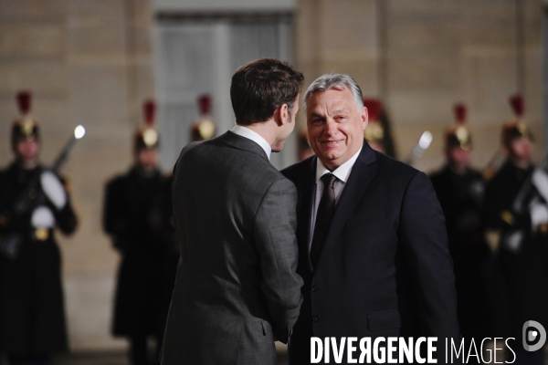 Emmanuel Macron reçoit viktor orban