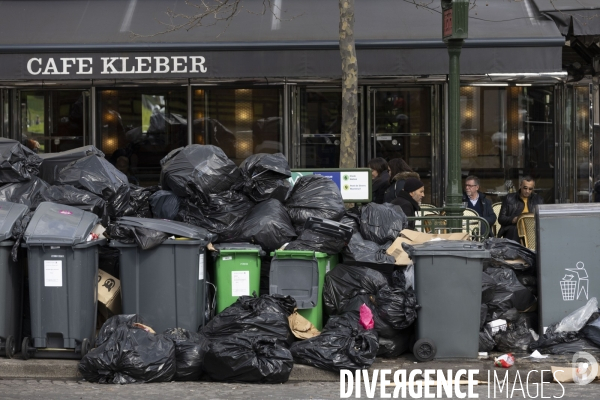 Grève des éboueurs à Paris