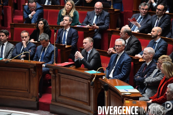 Reforme des retraites / 49.3 à l Assemblee Nationale