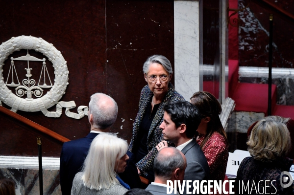 Reforme des retraites / 49.3 à l Assemblee Nationale