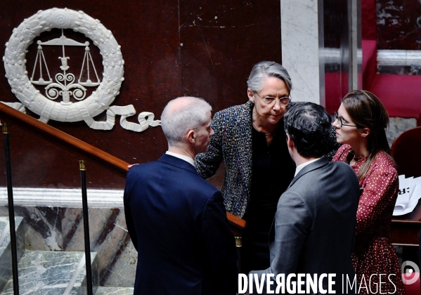 Reforme des retraites / 49.3 à l Assemblee Nationale