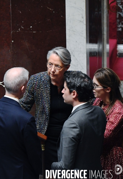 Reforme des retraites / 49.3 à l Assemblee Nationale