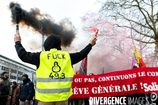 Colère spontanée contre le 49.3 à Nantes