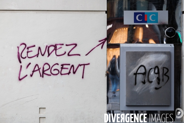 Colère spontanée contre le 49.3 à Nantes